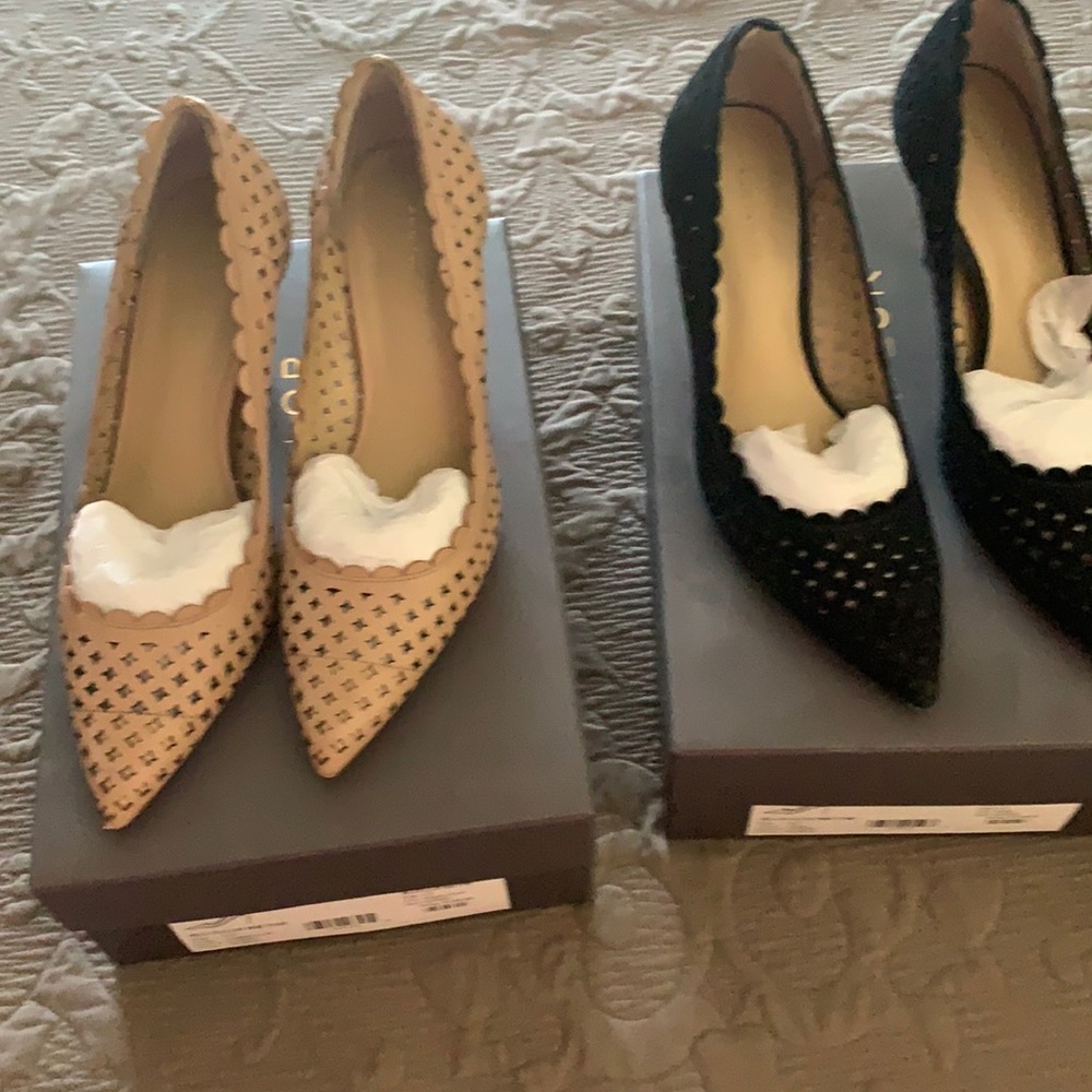 Ladies pumps